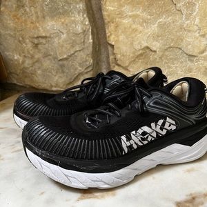 Women’s 9.5 HOKA Bondi 7